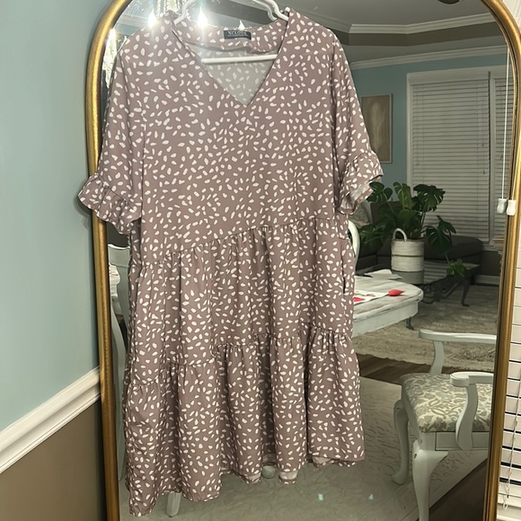 Dresses & Skirts - Women’s Short Sleeve Animal Print Dress Size XL